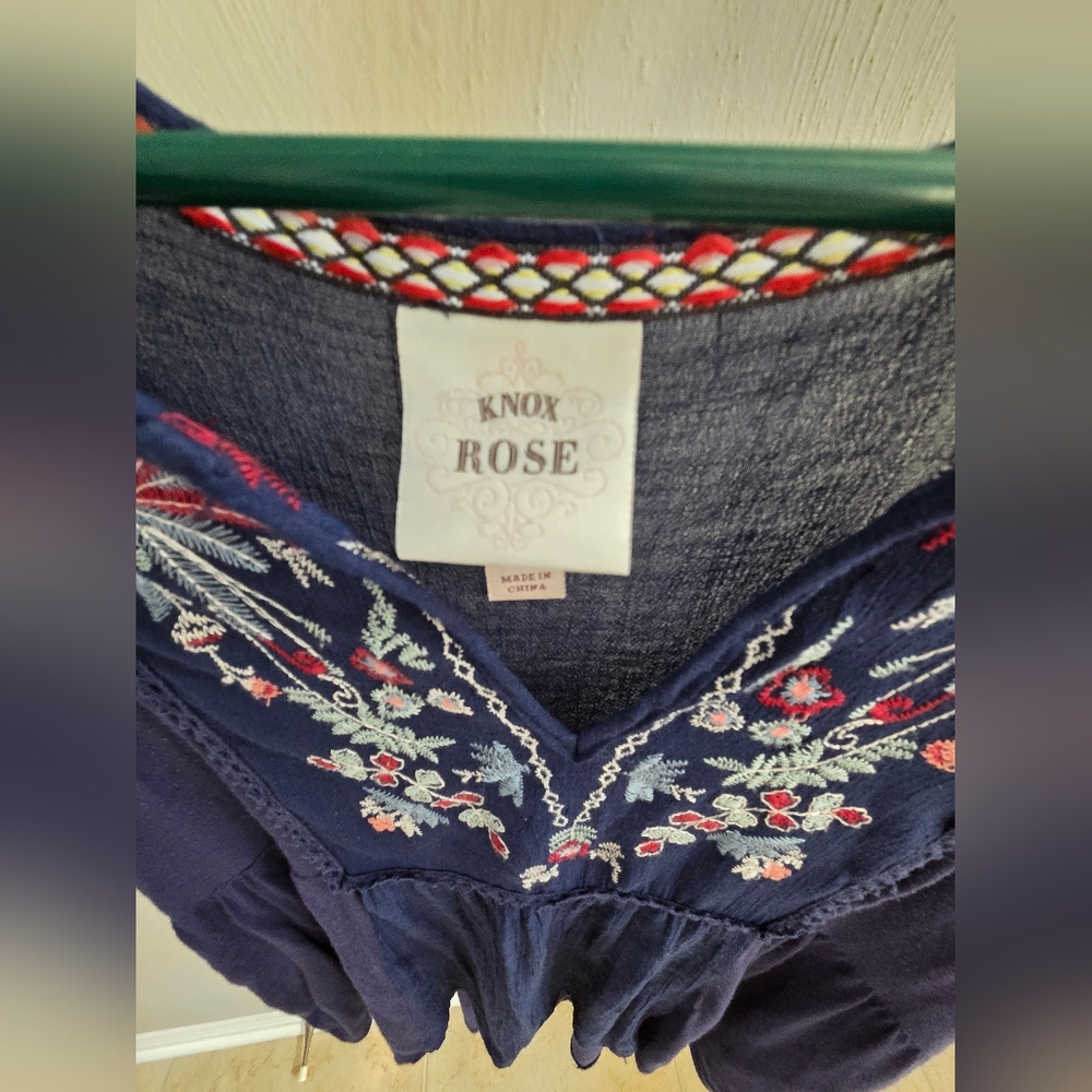 Knox Rose Tank Blouse - Picture 4 of 6
